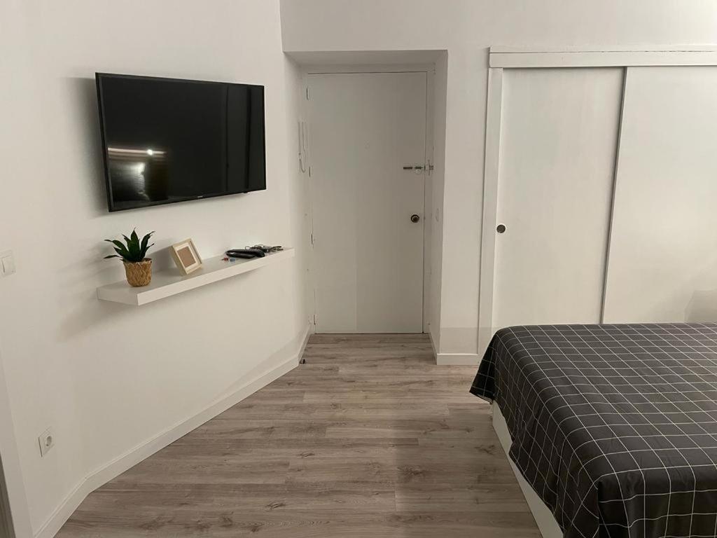 Apartamento C Y L Torremolinos Bagian luar foto