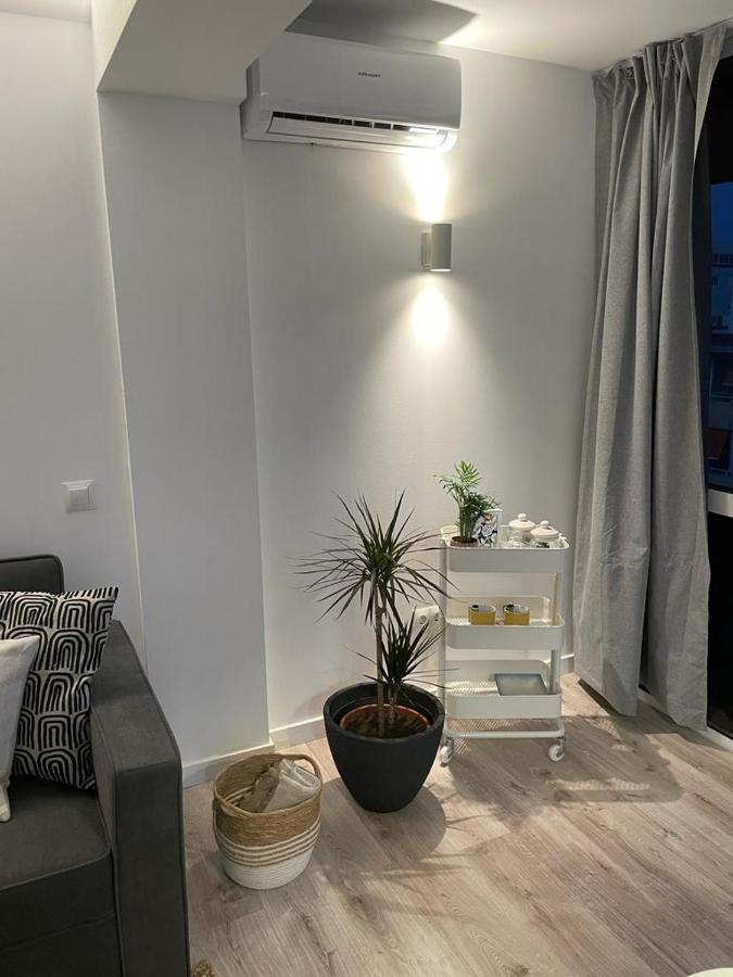 Apartamento C Y L Torremolinos Bagian luar foto